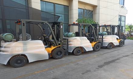 The first forklift loading arrangement on August 30