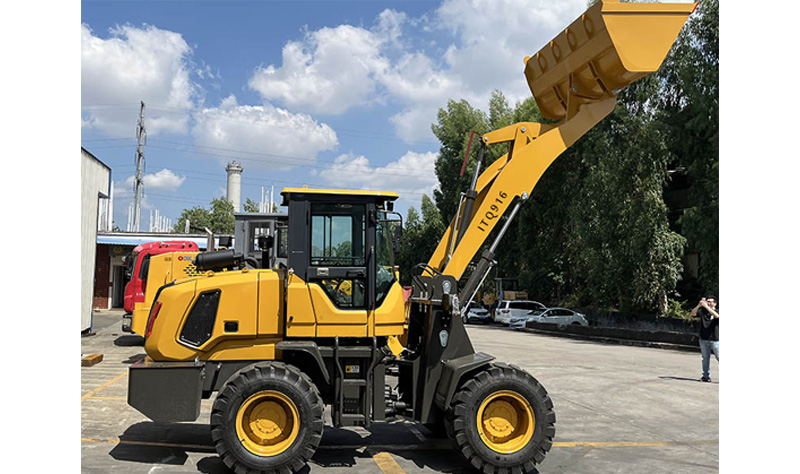 Advantages of Small Loaders